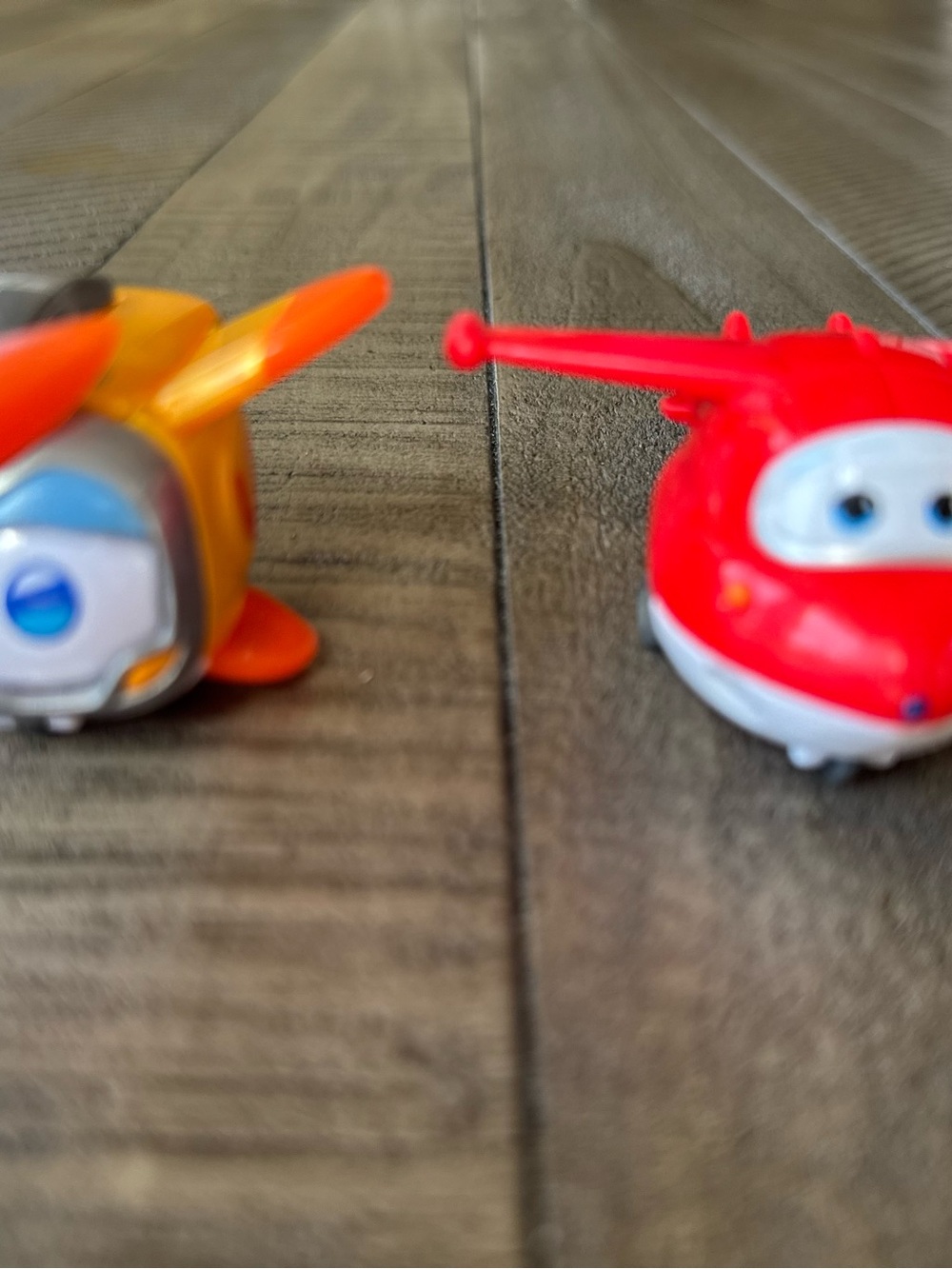 Super Wings 5" Transforming Golden Boy - Airplane Toys Vehicle Action Figure - Picture 11 of 14